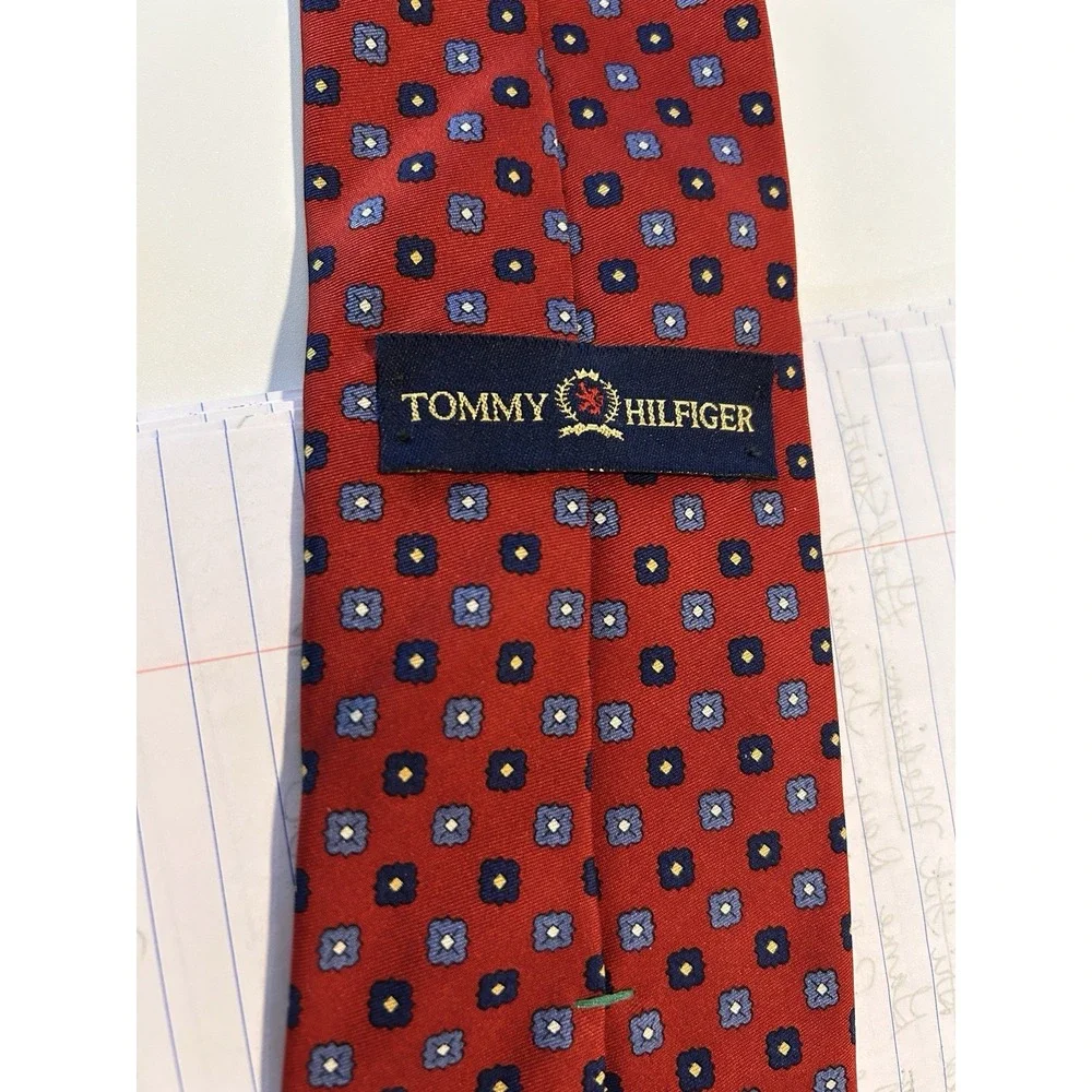 Tommy Hilfiger 100 % Silk Tie Red And‎ Blue